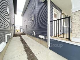21146 Sheriff King St Sw #B - Photo 1 of 1