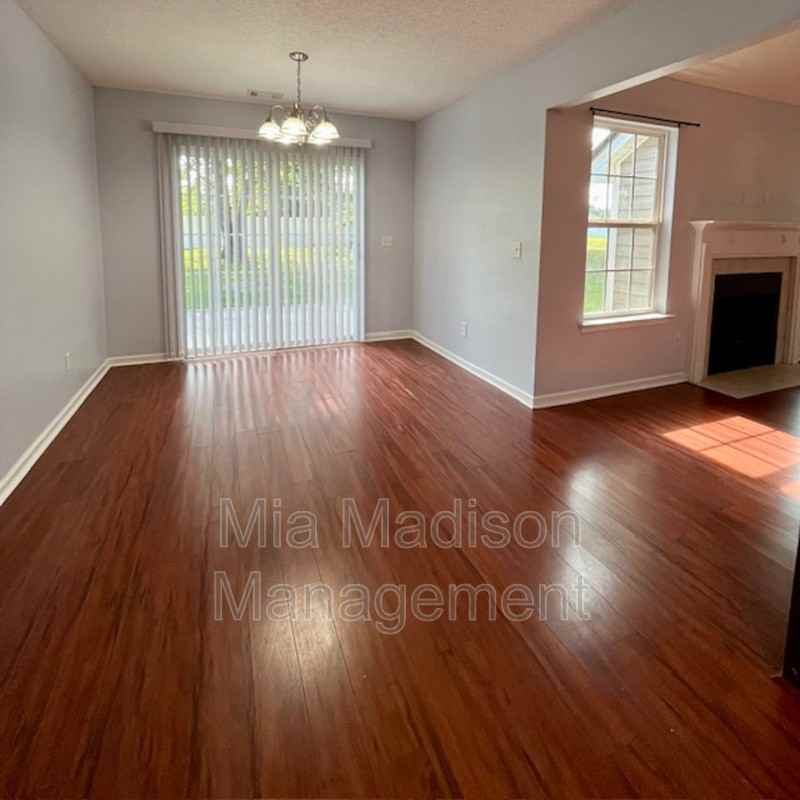 275 Abigail Cir - Photo 5 of 22