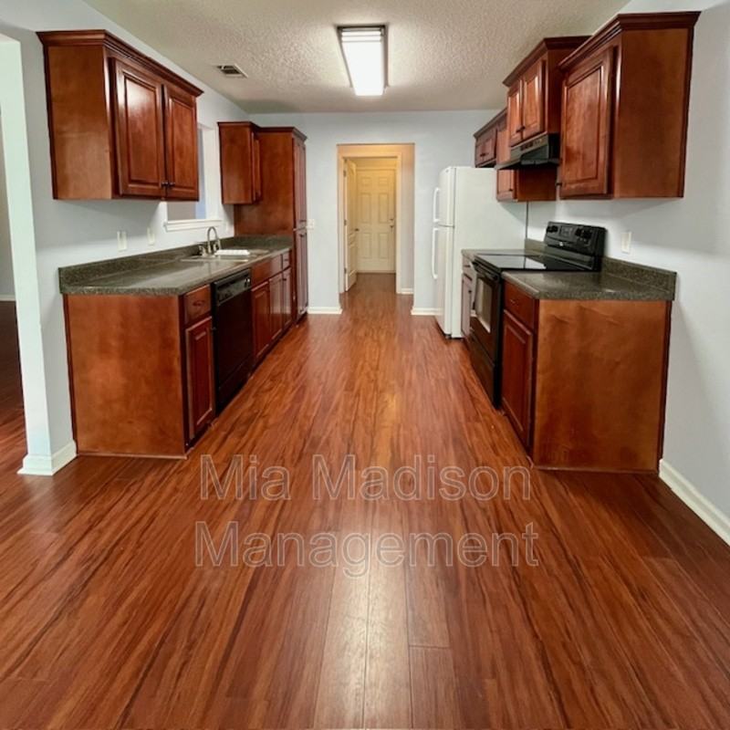 275 Abigail Cir - Photo 6 of 22