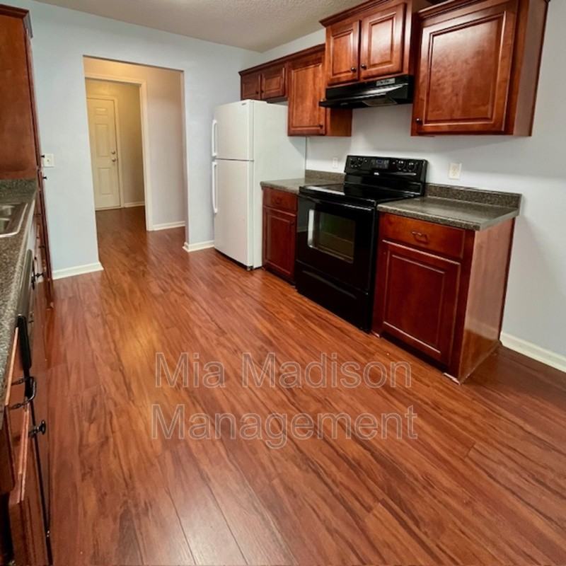 275 Abigail Cir - Photo 7 of 22