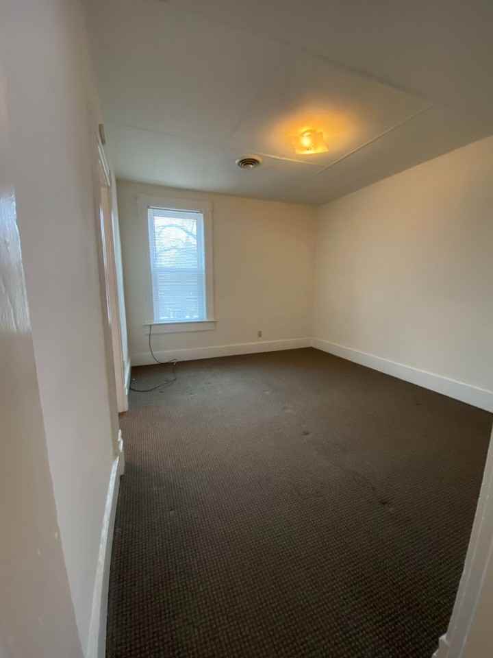 1639 Prospect St #10 - Photo 7 of 8