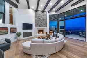 featured image of 5810 E Cholla Ln