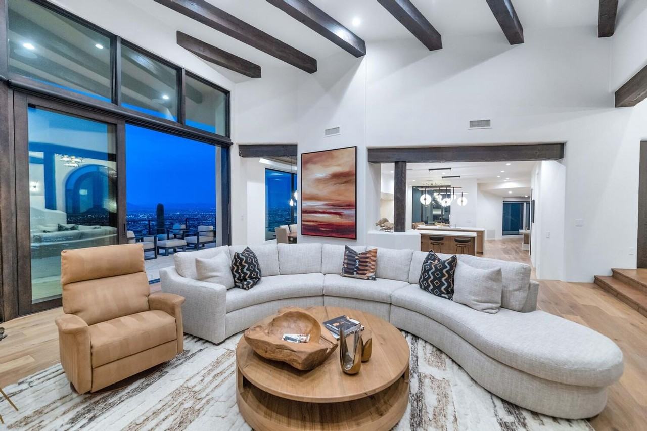 5810 E Cholla Ln - Photo 7 of 40