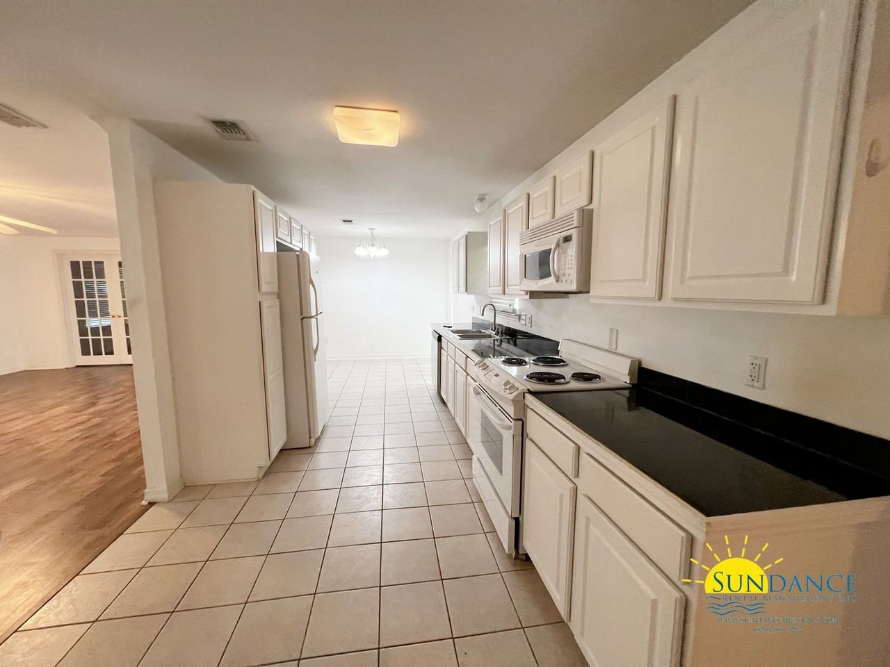 132 Cabana Way - Photo 7 of 15