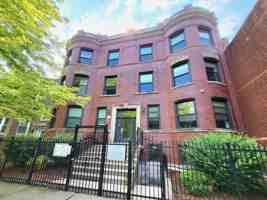 featured image of 2834 N Albany Ave #G