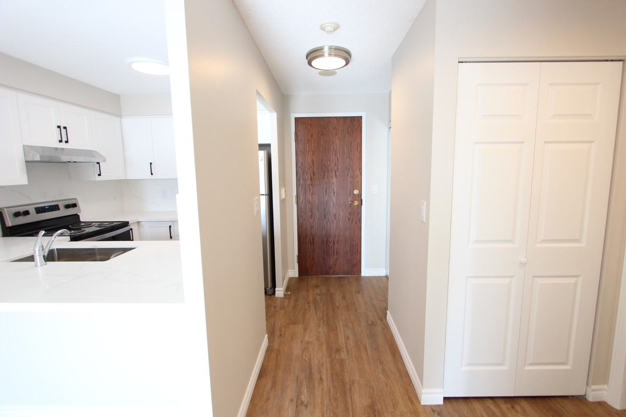 18 Pemberton Avenue - Photo 2 of 17