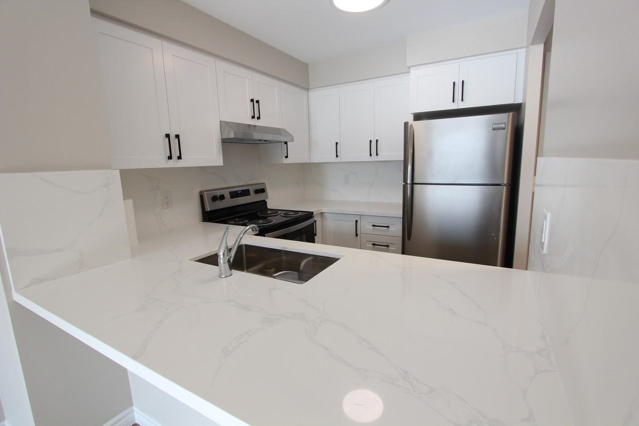 18 Pemberton Avenue - Photo 4 of 17