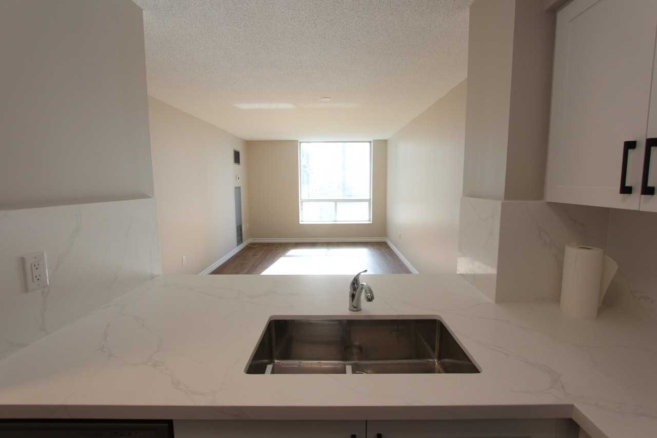 18 Pemberton Avenue - Photo 6 of 17