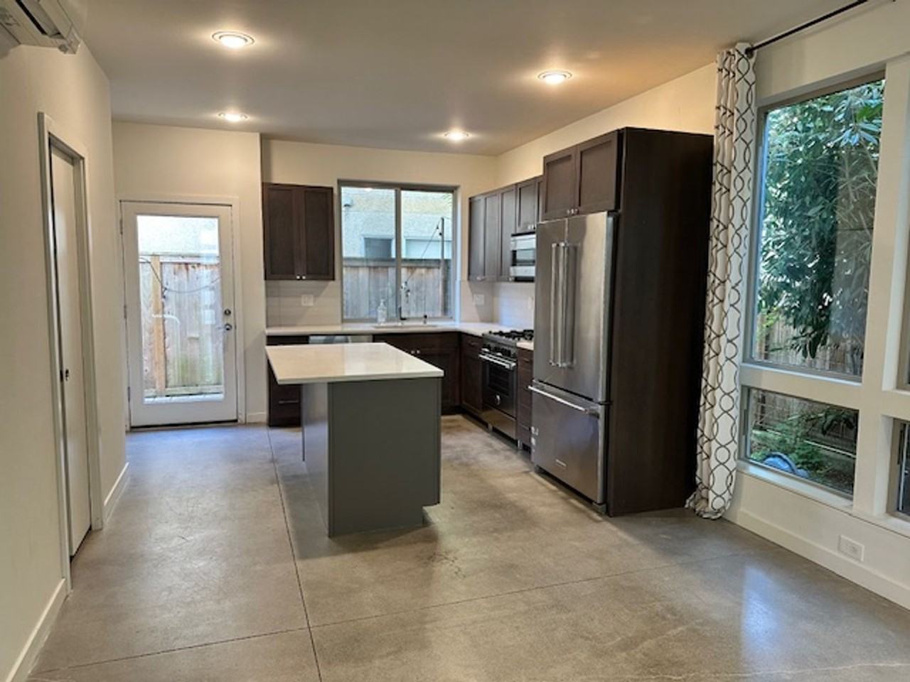 3248 14th Ave W - Photo 2 of 14