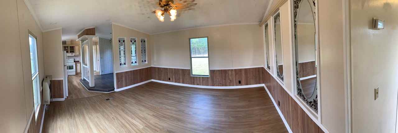 129 Herschels Way - Photo 2 of 10