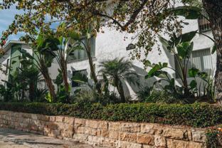 320 W Canon Perdido St #6 - Photo 1 of 1