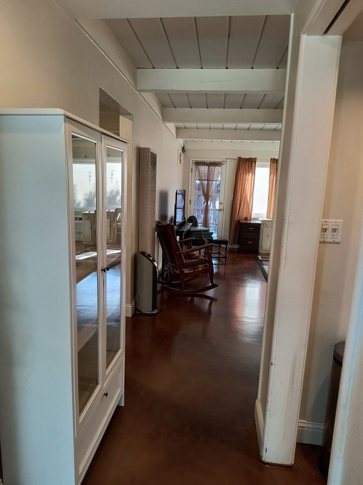 2806 Santa Paula Ct - Photo 5 of 18