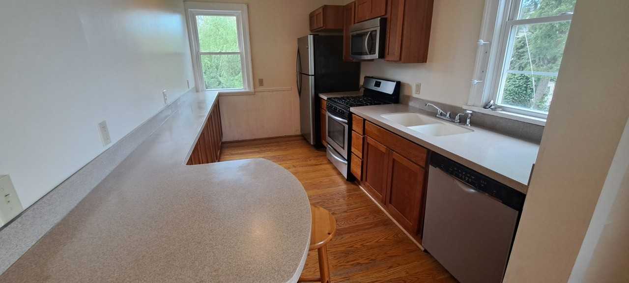 310-312 S Aurora Street - Photo 3 of 25