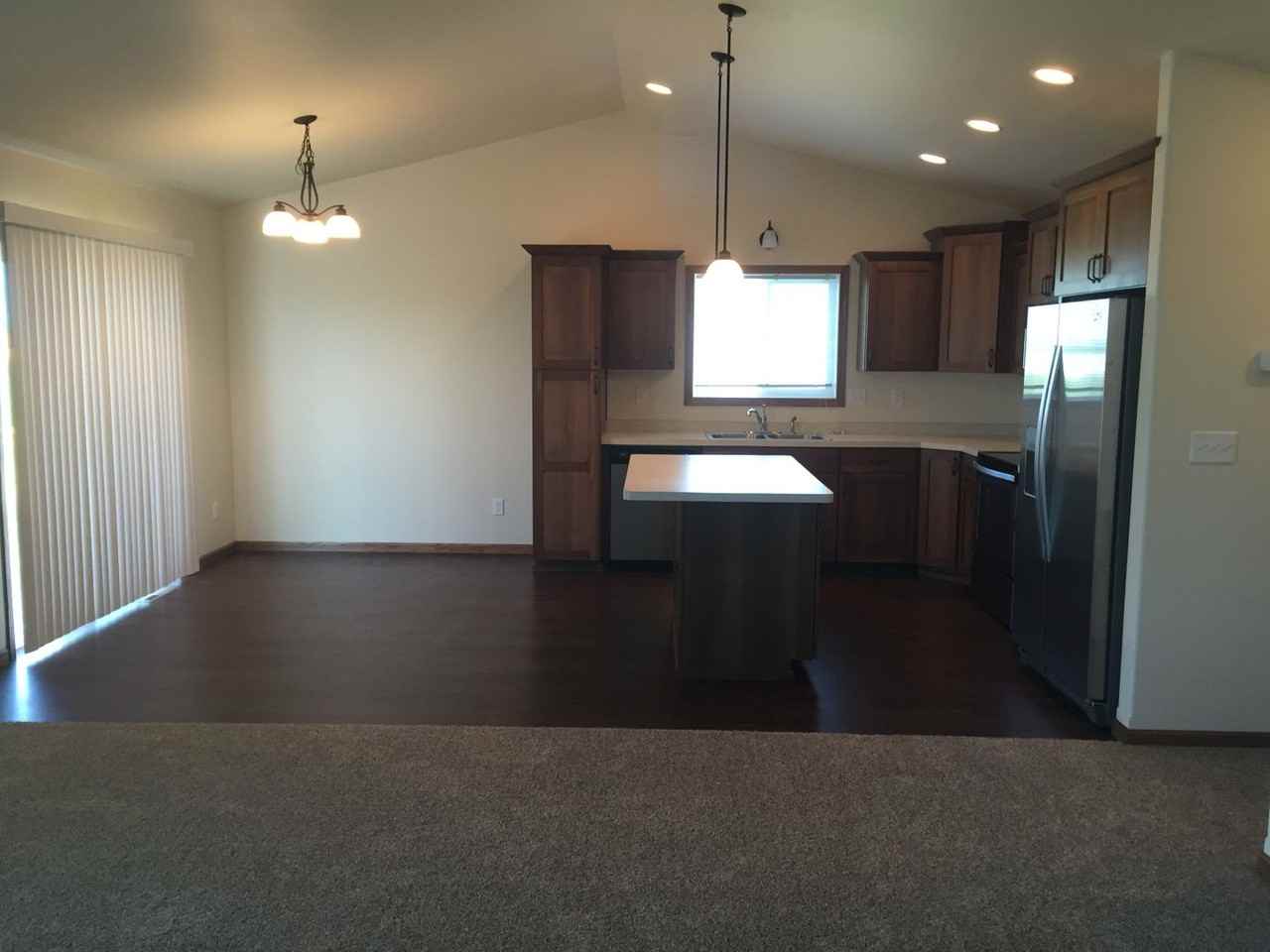 6057 61st Ave S - Photo 6 of 8