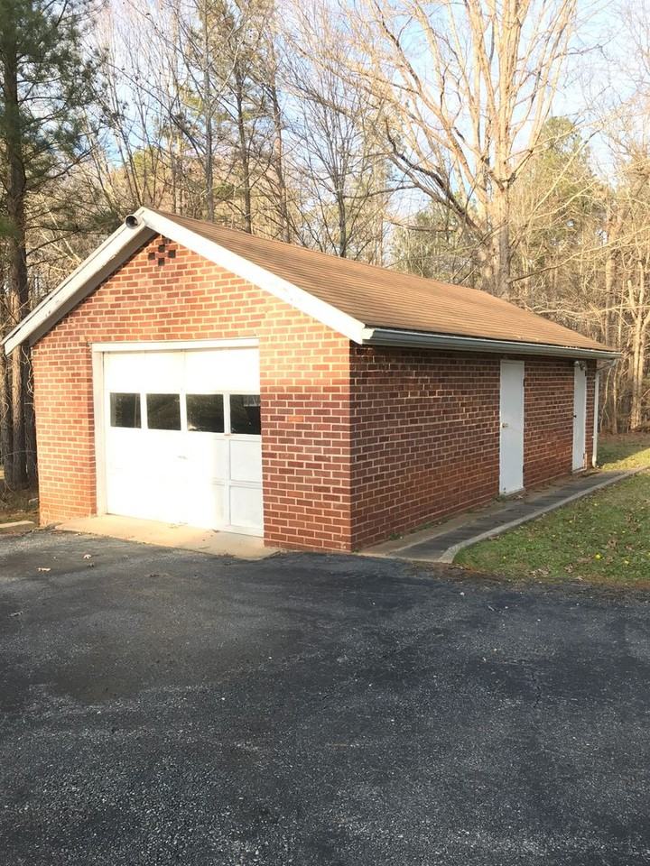 18728 Christanna Hwy - Photo 3 of 28