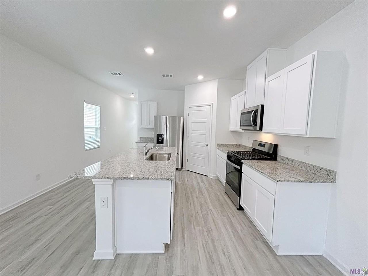 1237 Drago Dr - Photo 2 of 20