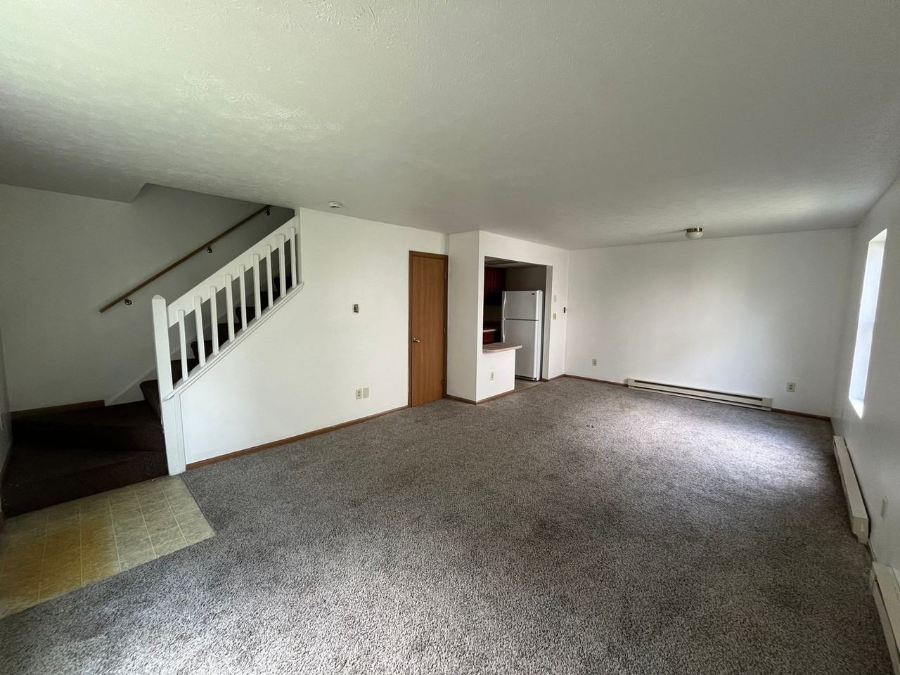 1873 S Arlington St - Photo 2 of 7