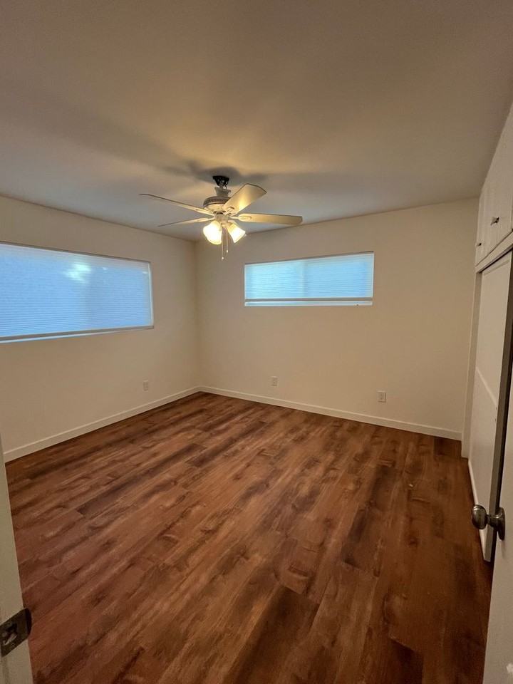 151 Alder St - Photo 7 of 18
