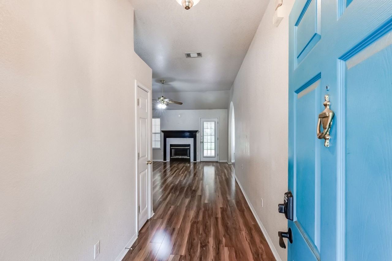 5316 Trail Dr - Photo 4 of 29