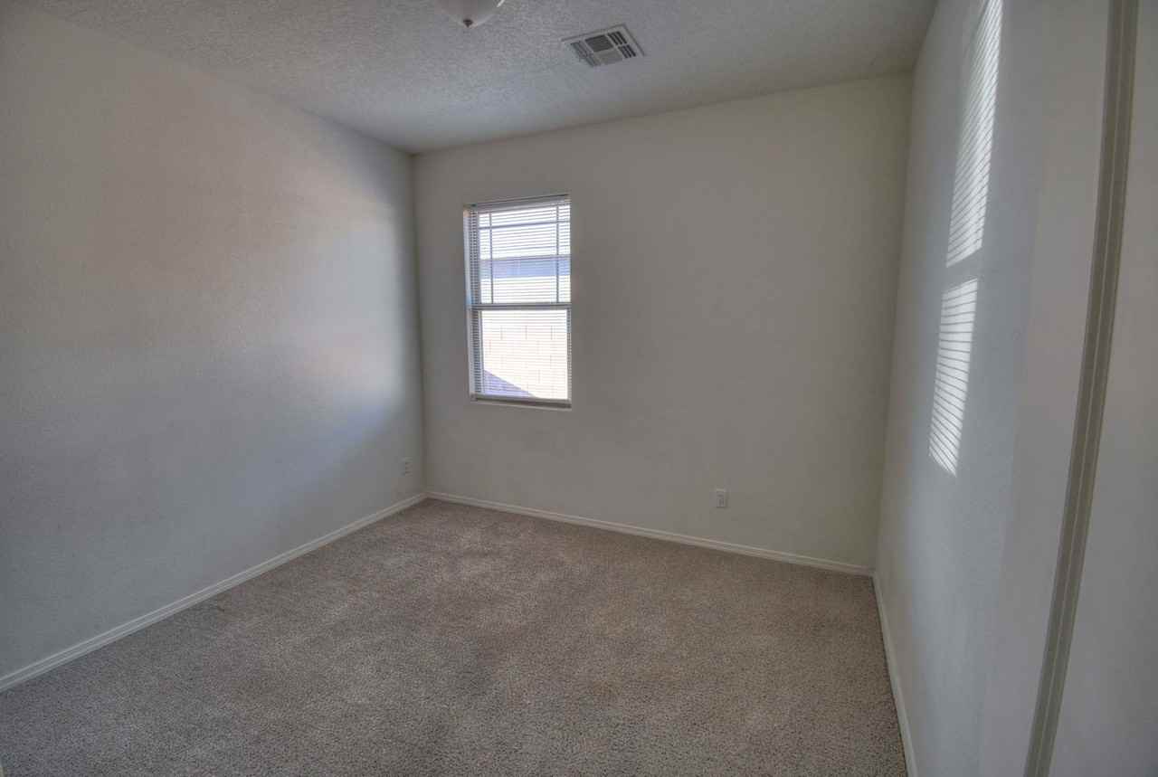 6244 Harrier Hawk Dr Ne - Photo 4 of 8