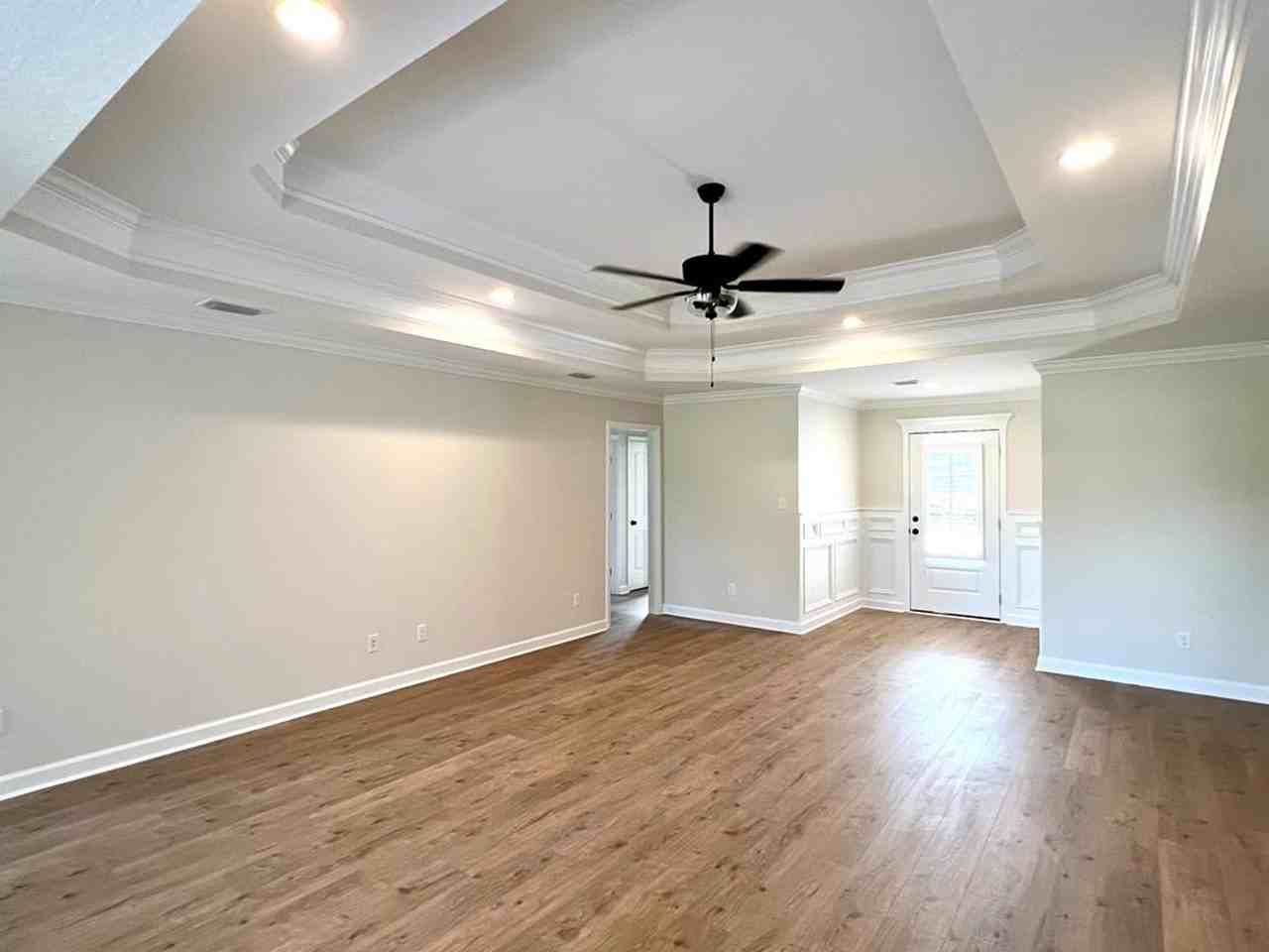 4024 Landings Cir - Photo 4 of 11