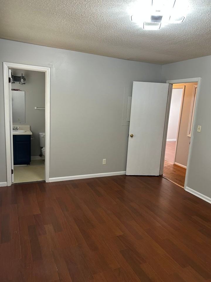 177 Bomar Ave - Photo 5 of 6