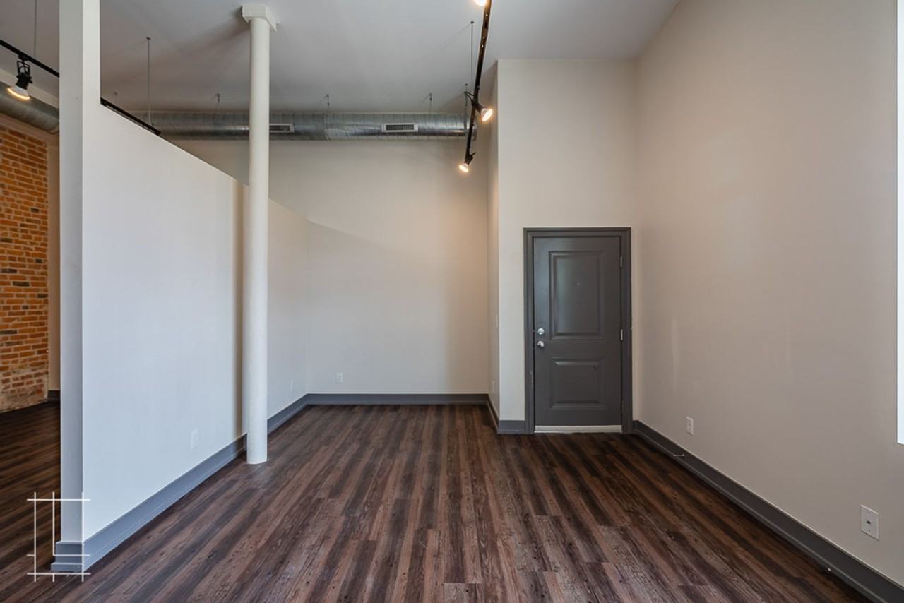 1448-1454 Indianola Ave - Photo 7 of 40