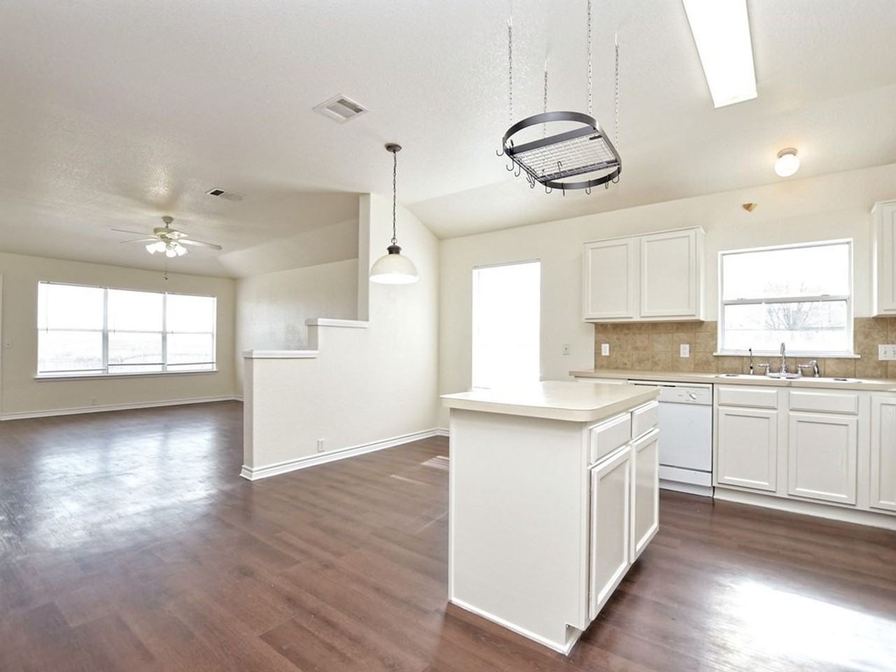 14521 Gurneys Eagle Dr - Photo 3 of 30