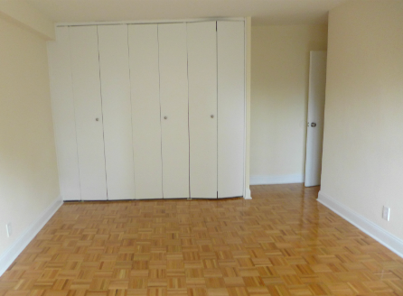 50 Riverdale Ave #04C