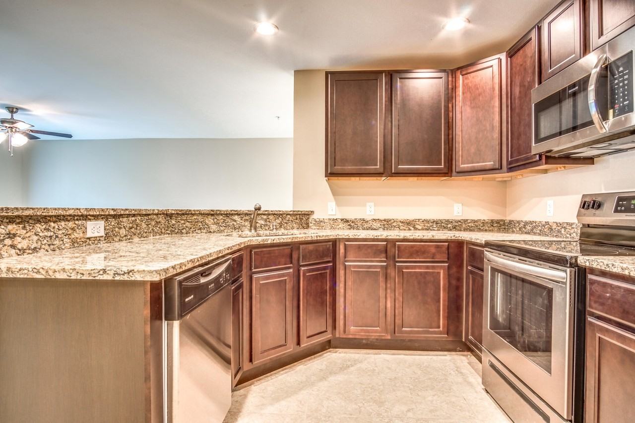 1710 Conservation Trl - Photo 3 of 20