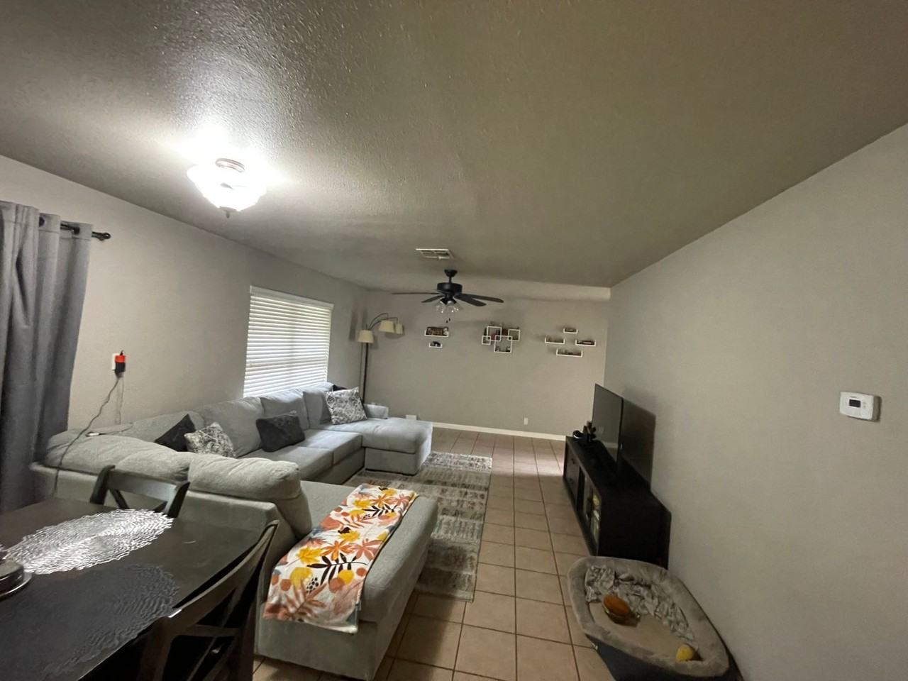 6850 Mountain Spring St - Photo 2 of 7