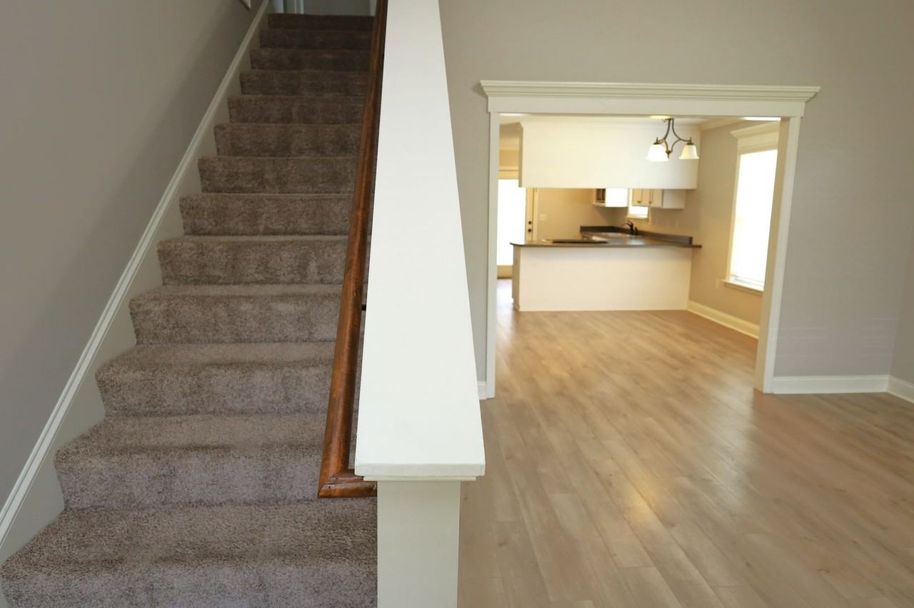 4110 Barrington Dr - Photo 2 of 15