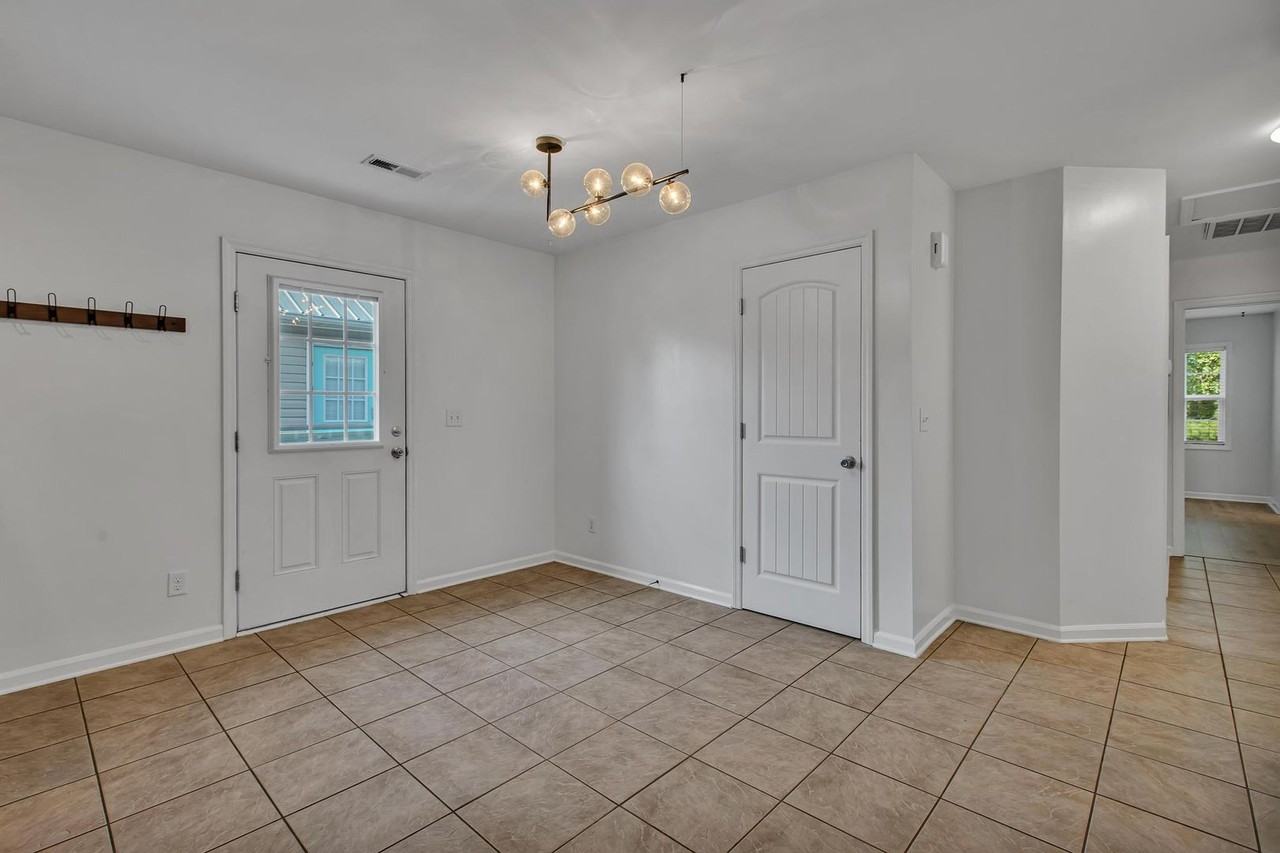 119A James Ave - Photo 4 of 23