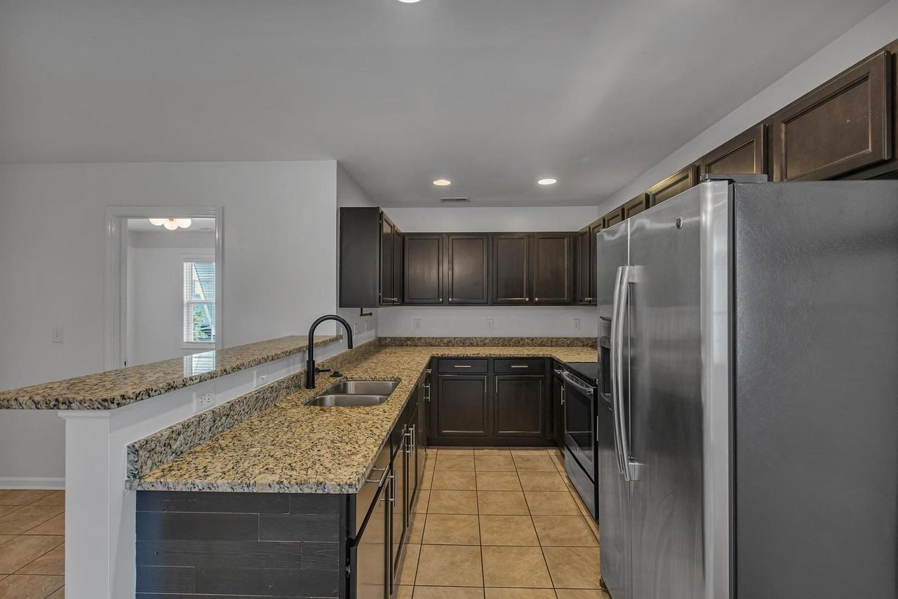 119A James Ave - Photo 5 of 23