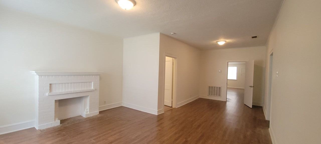 3633 W College St - Photo 3 of 28