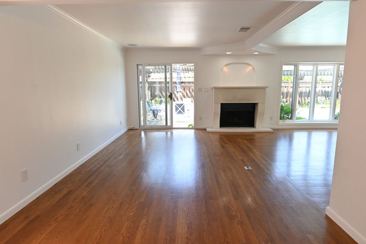 3655 Mona Way - Photo 7 of 28