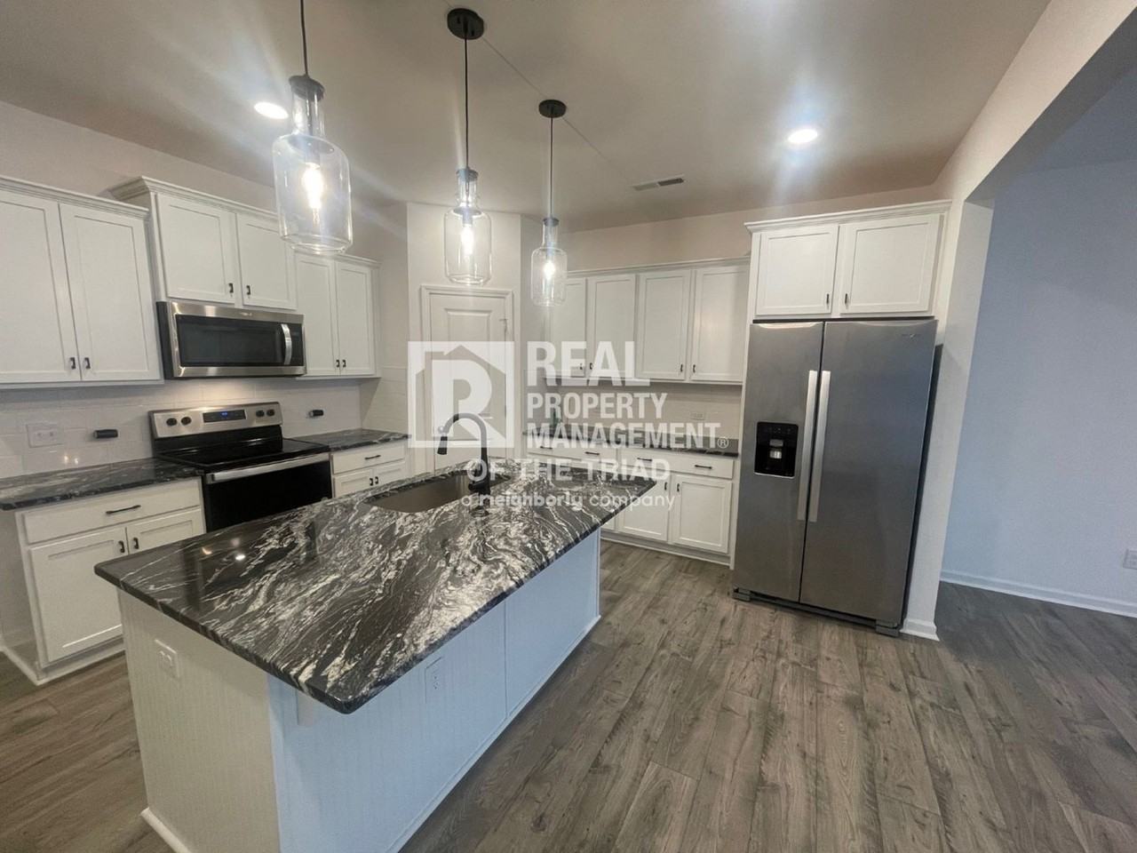 207 Solacium Ln - Photo 3 of 20