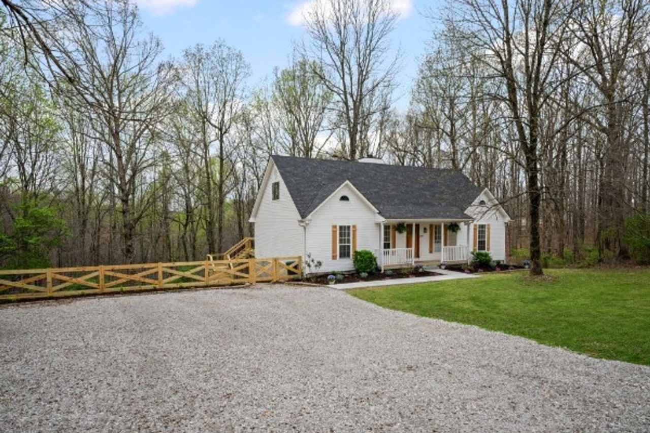 1130 Old Charlotte Pike - Photo 2 of 26