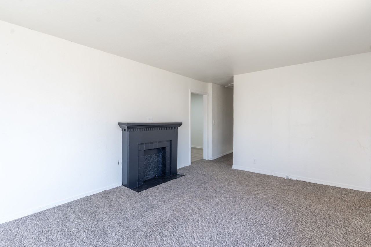 1637 Bishop Bobby L Williams Drive - Photo 7 of 15