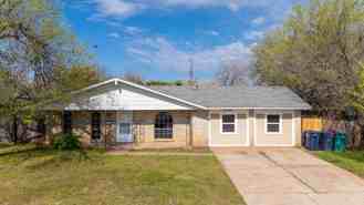 6309 S Robinson Ave - Photo 1 of 1