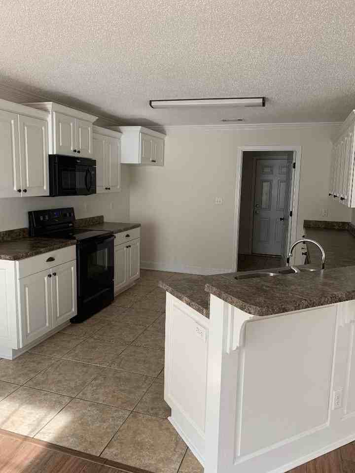 123 Birchleaf Ln - Photo 7 of 10