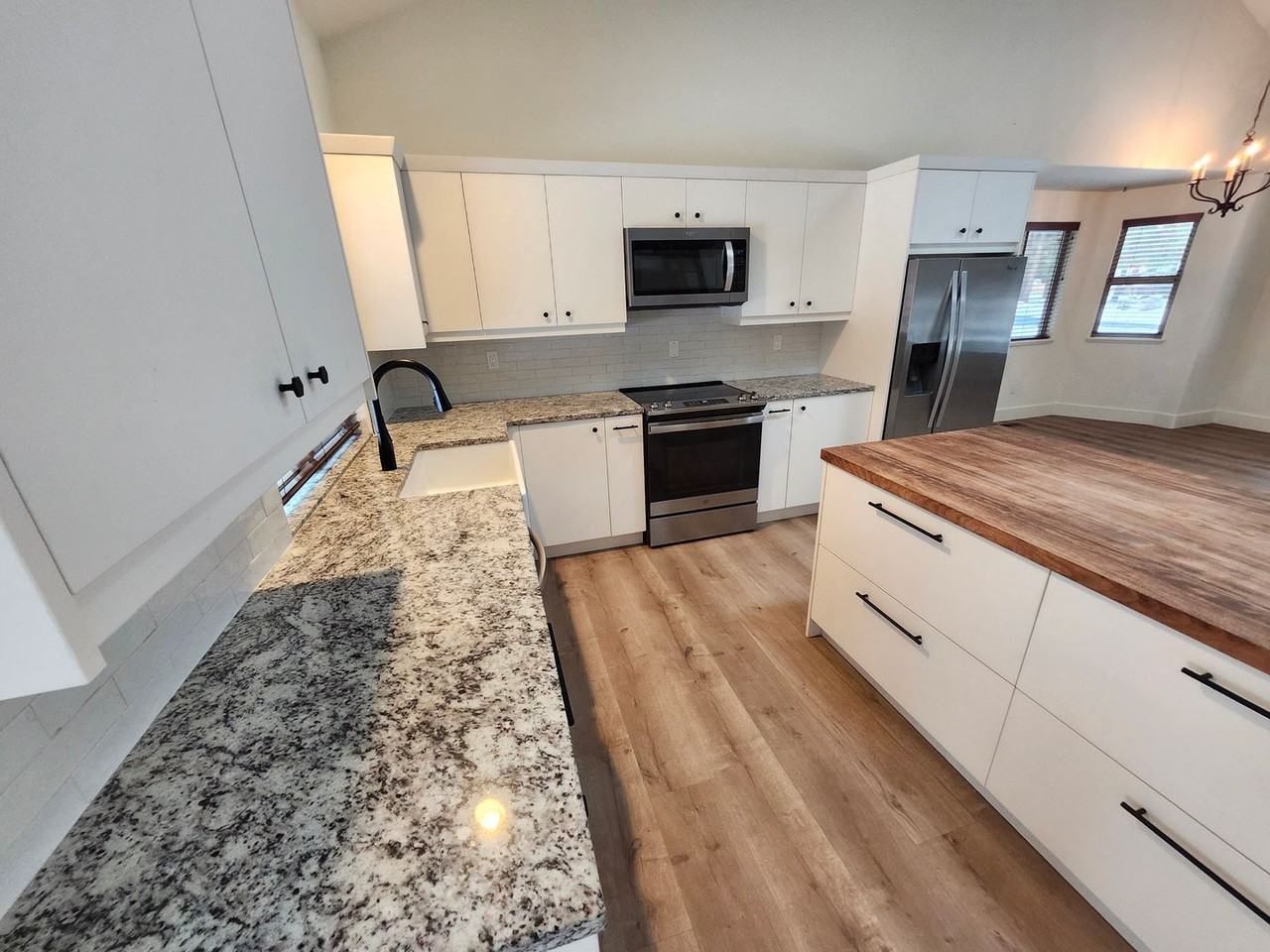 19556 Manzanita Ln - Photo 7 of 22