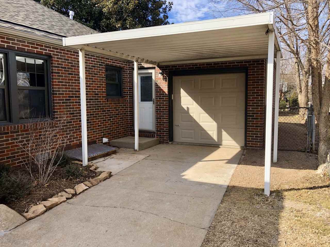 1540 S Gary Ave - Photo 2 of 18