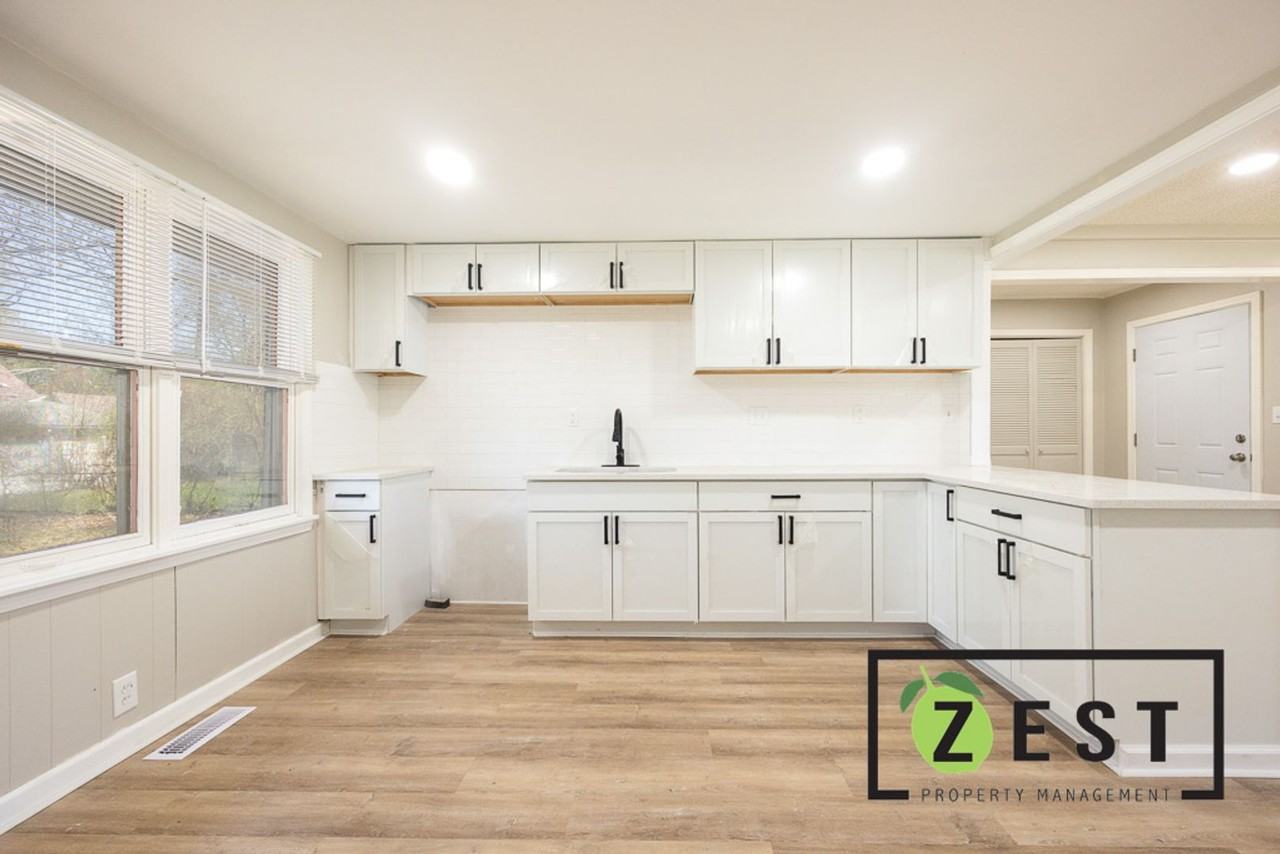 20933 Ridgemont Rd - Photo 6 of 12