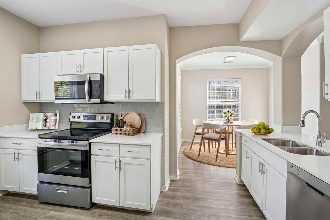 Villas at Old Concord - Photo 4 of 37