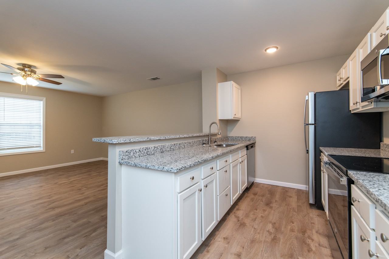 132 Alycia Drive - Photo 5 of 10
