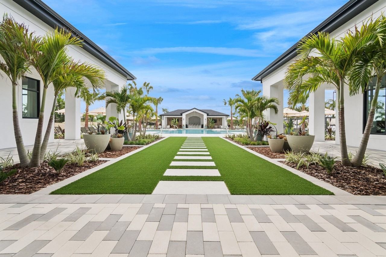 Ascend Crossroads - Photo 2 of 50