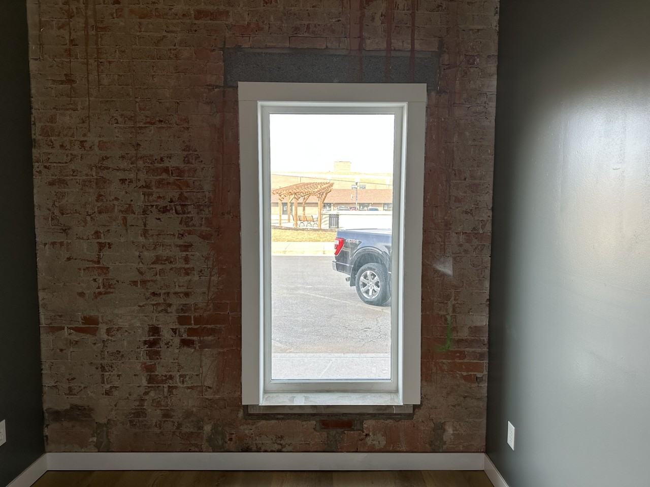 317 South Anderson Street - Photo 5 of 29