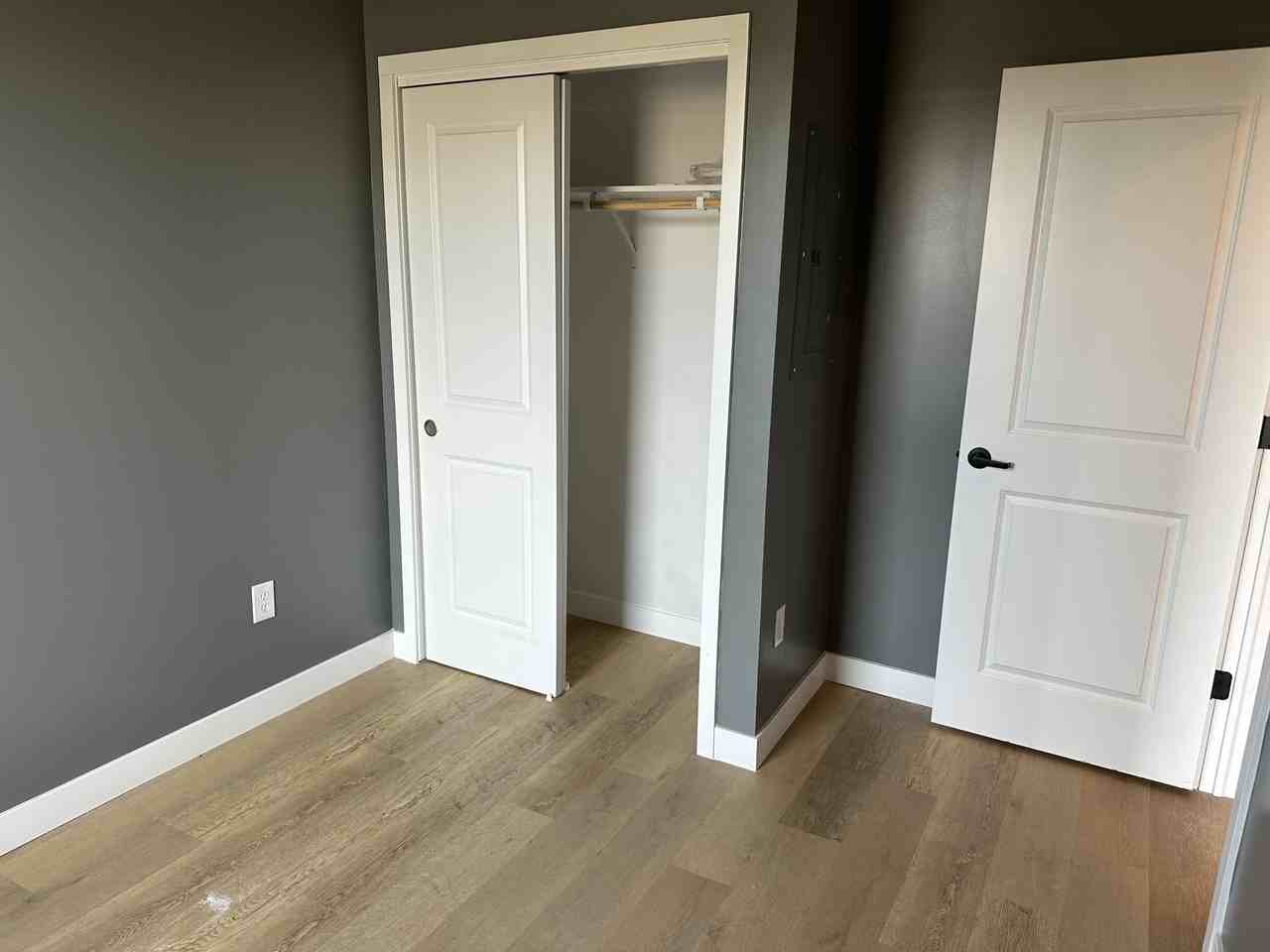 317 South Anderson Street - Photo 6 of 29