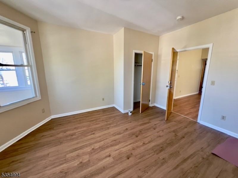 531 Monroe Ave - Photo 2 of 5